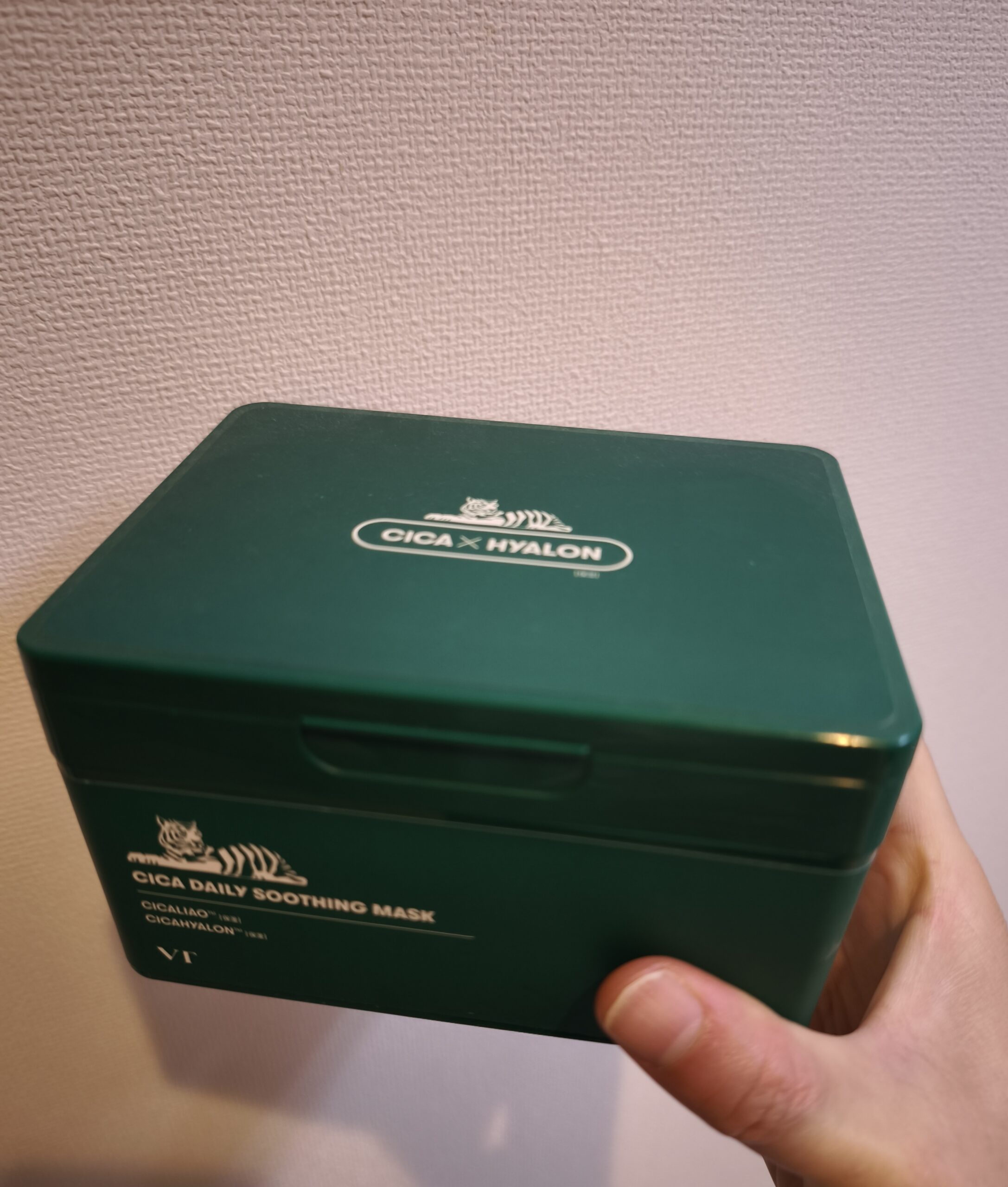VT COSMETICS CICA デイリースージングマスク(筆者の私物)